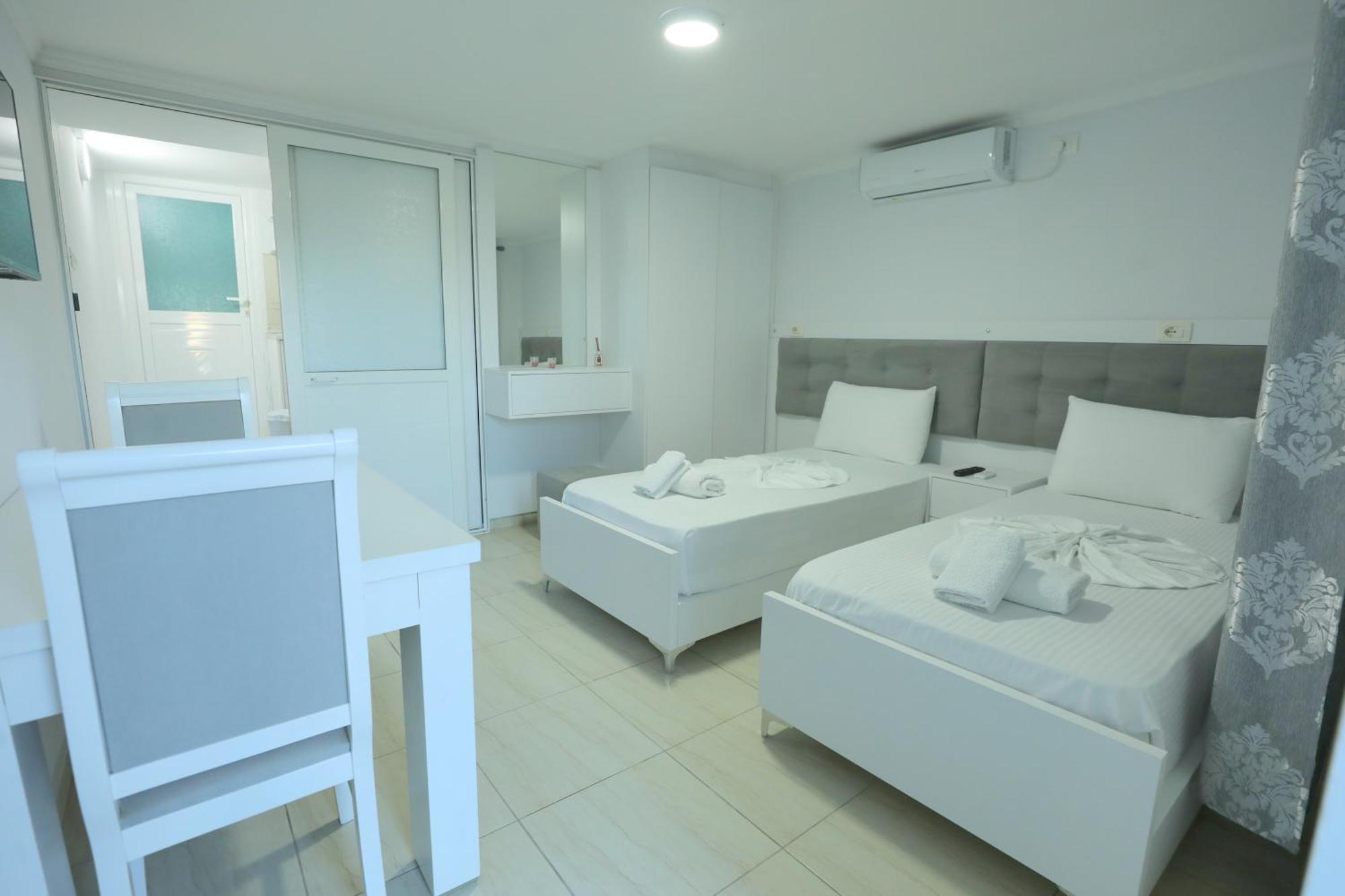Villa Kevin'S Sarande Exterior photo
